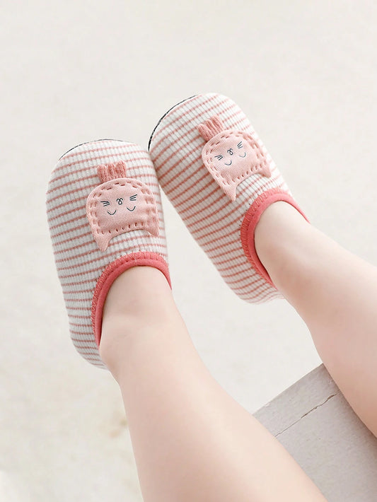 1 Pair Baby Shoes, Suitable For Indoor Anti-Slip Walking, Soft Sole Footwear With Cute Cartoon Design