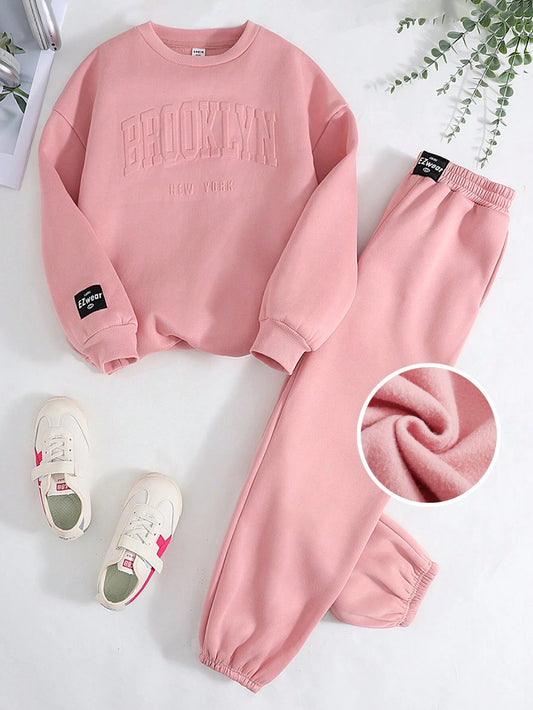 Tween Girl Loose Casual Letter Embossed Patched Detail Letter Graphic Fleece Thermal Lined Round Neck Pullover Sweatshirt And Sweatpants